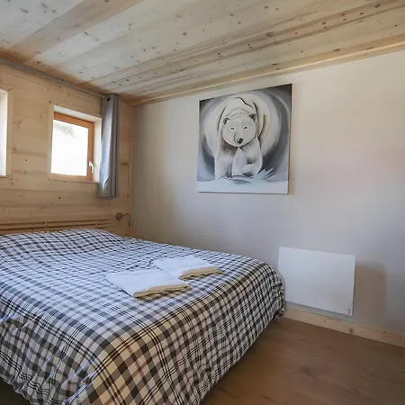 Cairn, Rez De Appartement *